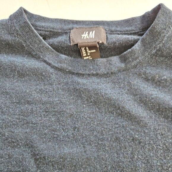 H&M Premium Crewneck Classic Knit Wool Blend Pullover Minimalist Sweater Blue M - Picture 6 of 8